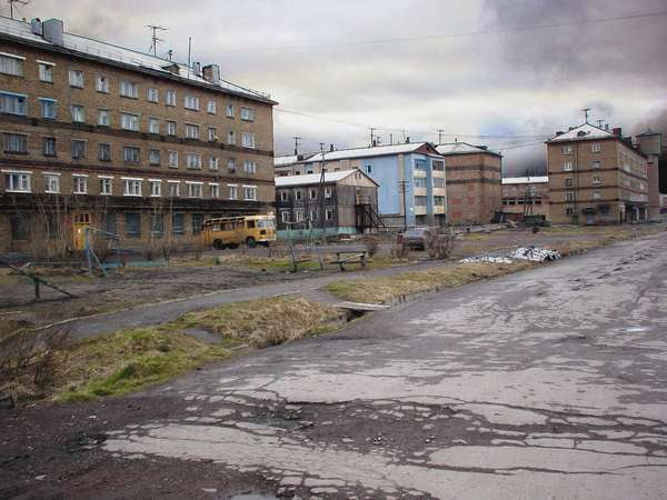 photo of Arctic Russia, Vorkuta, street broken from the extreme cold