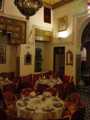 moroccan restaurant cast