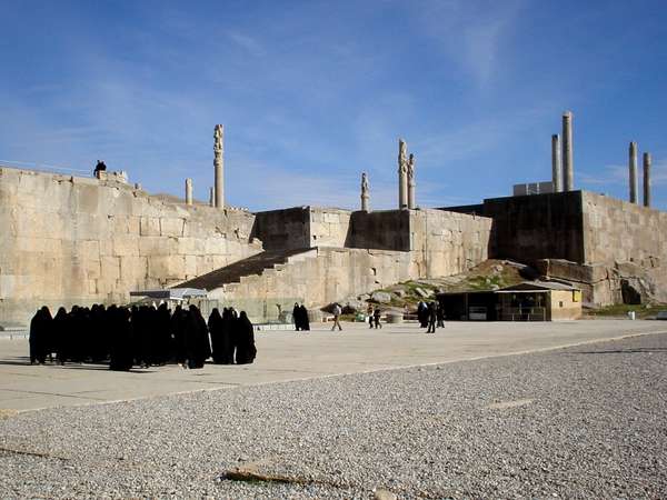 photo of Iran, around Shiraz, Iranian women at the entrance of Persepolis (Takht-e Jamshid), the ancient capital of Persia