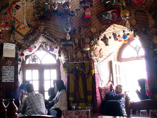 photo of Iran, Isfahan (Esfahan), tea house inside the Khajou (Khaju, Khajoo) Bridge