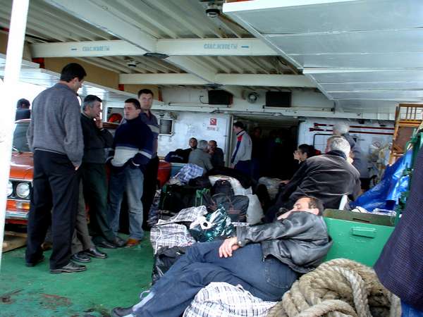 photo of Rusland overzet vanuit Georgie Svedlov ferry the morning after, na een tornado boven de zwarte zee