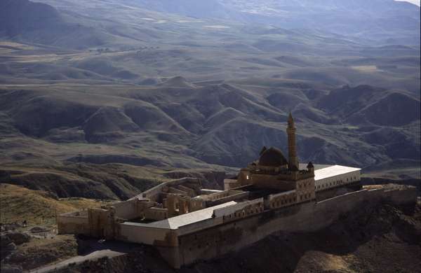 photo of Eastern Turkey, around Dogubayazit, Ishak Pasa Palace (Palace of Ishak Pasha)