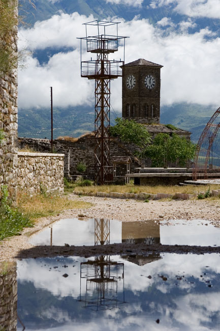 Albania photo: Gjirokastra (Gjirokaster), Citadel fortress castle, clock-tower, terrace, walls and fortifications. 